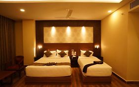 V Five Hotel